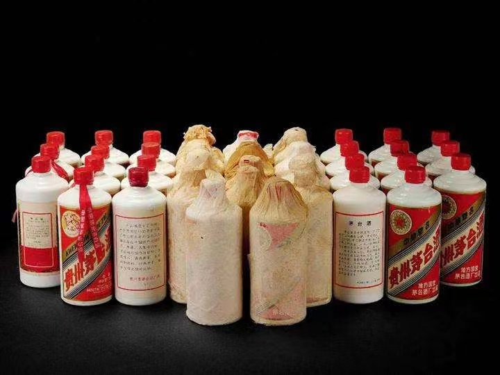 安新日照岚山回收酒价格哪里回收(附近上门回收茅台酒）?